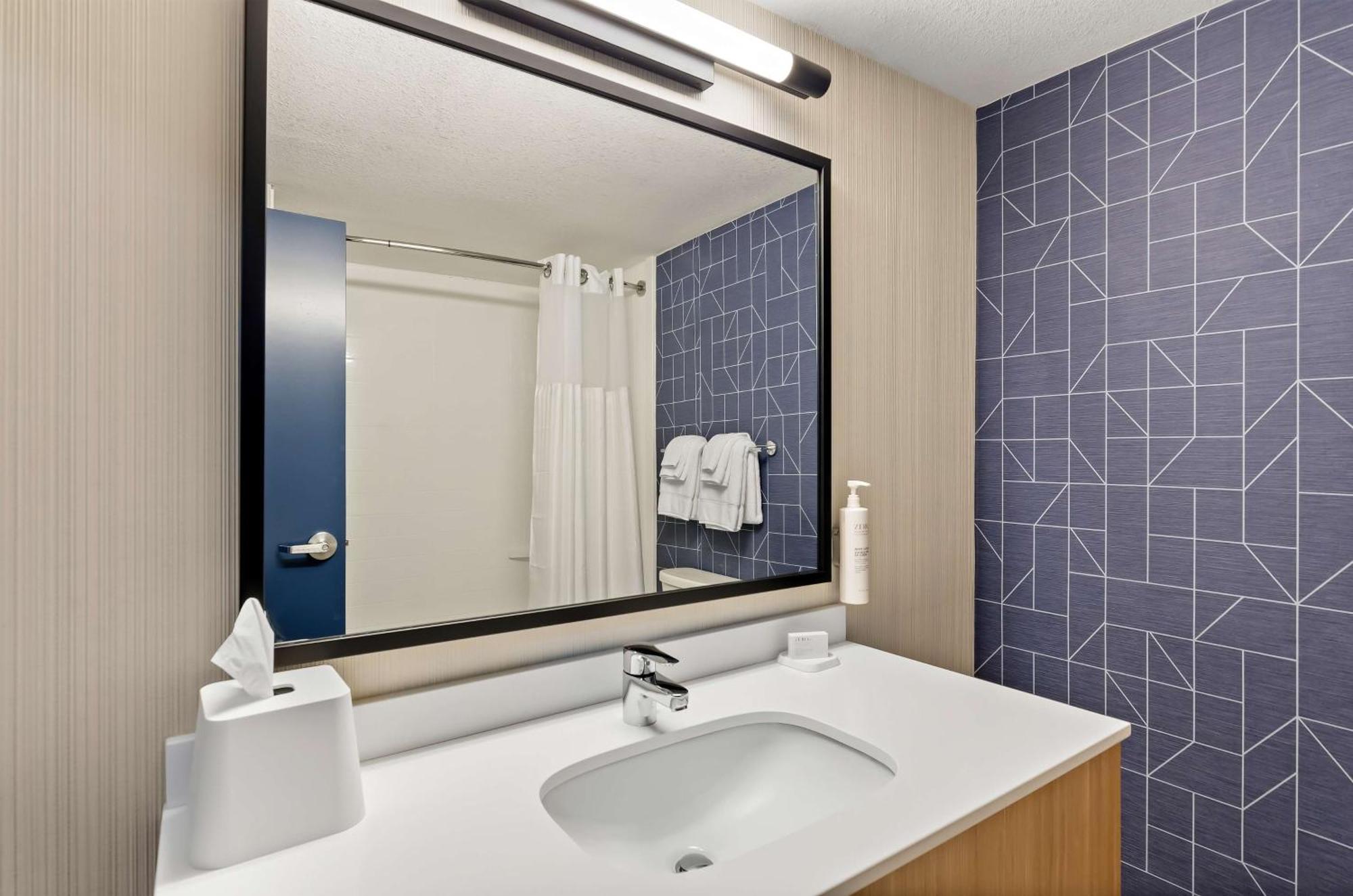 Spark By Hilton Winston-Salem University Экстерьер фото